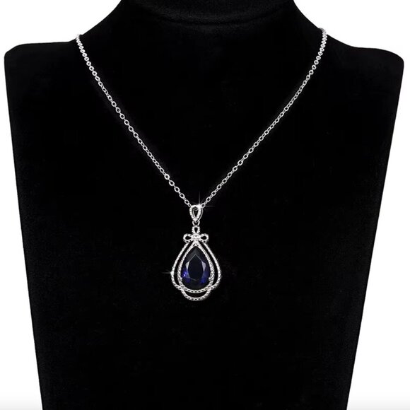 NEW 18k White Gold Blue Sapphire Diamond Pear Cut Teardrop Pendant Necklace - Picture 5 of 5